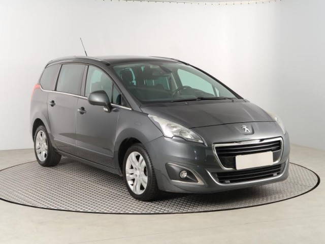 Peugeot 5008  2.0 BlueHDi 