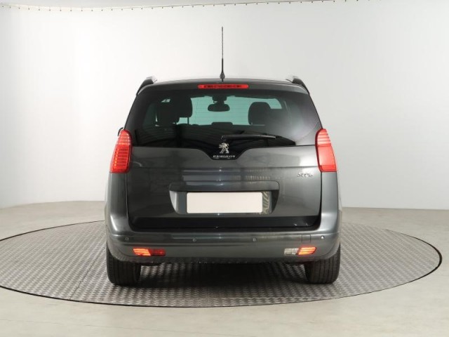 Peugeot 5008  2.0 BlueHDi 