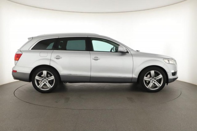 Audi Q7  4.2 TDI 