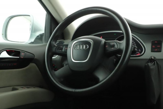 Audi Q7  4.2 TDI 