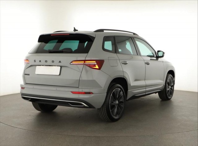 Škoda Karoq  1.5 TSI Sportline