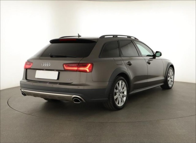 Audi A6 Allroad  3.0 TDI 