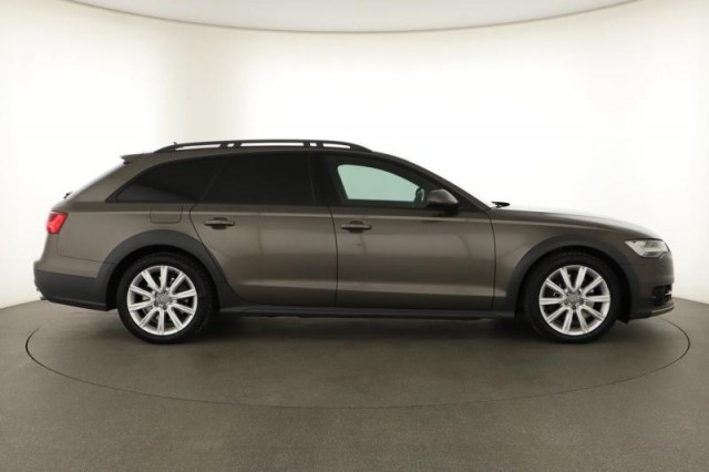Audi A6 Allroad  3.0 TDI 