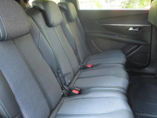 Peugeot 5008  1.5 BlueHDi Allure