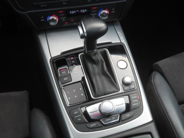 Audi A6 Allroad  3.0 BiTDI 