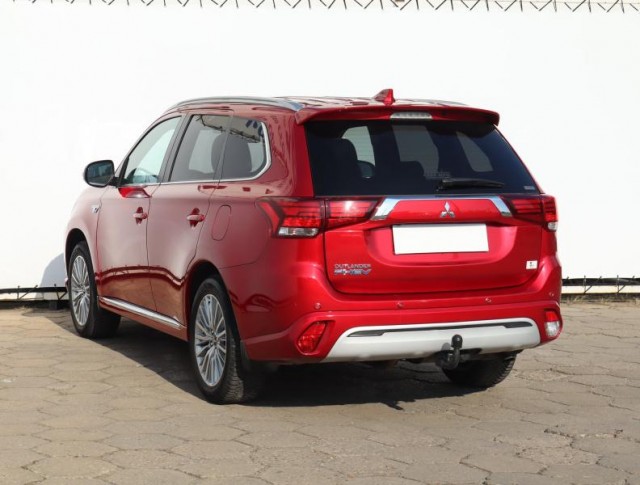 Mitsubishi Outlander  2.4 PHEV Instyle