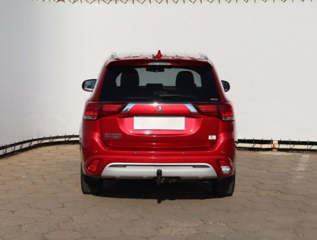 Mitsubishi Outlander  2.4 PHEV Instyle