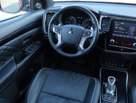 Mitsubishi Outlander  2.4 PHEV Instyle