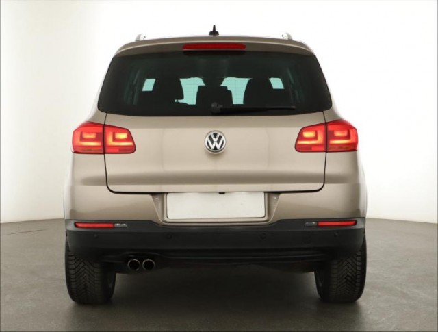 Volkswagen Tiguan  2.0 TDI 