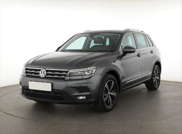 Volkswagen Tiguan  2.0 TSI 
