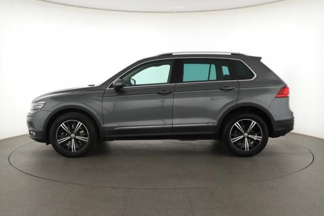 Volkswagen Tiguan  2.0 TSI 
