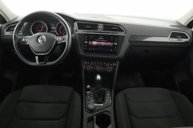 Volkswagen Tiguan  2.0 TSI 