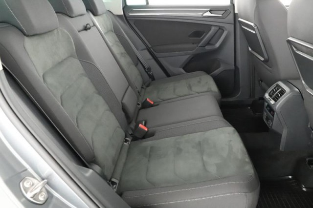 Volkswagen Tiguan  2.0 TSI 