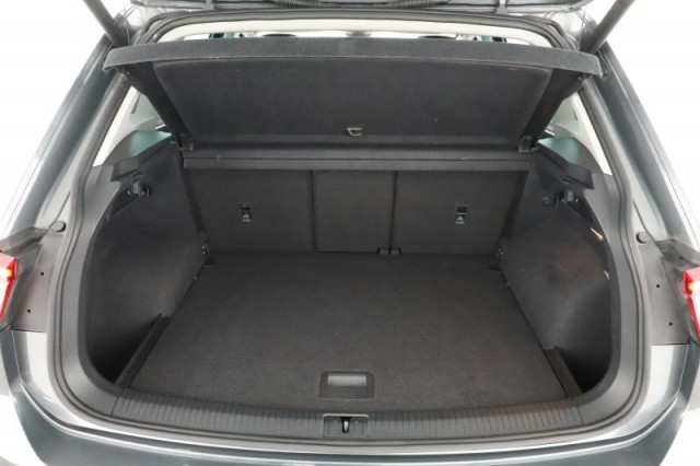 Volkswagen Tiguan  2.0 TSI 