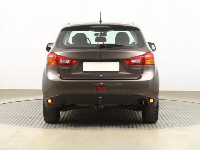 Mitsubishi ASX  1.8 DI-D MIVEC 