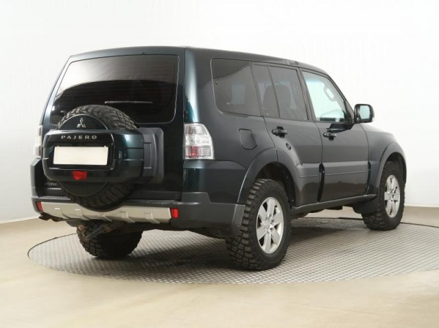 Mitsubishi Pajero  3.2 DI-D 