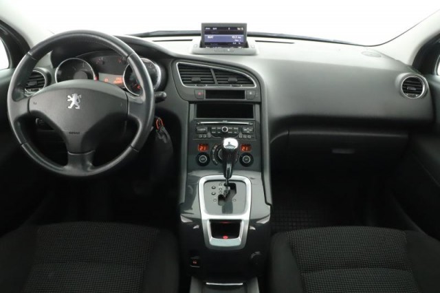 Peugeot 5008  2.0 HDI 
