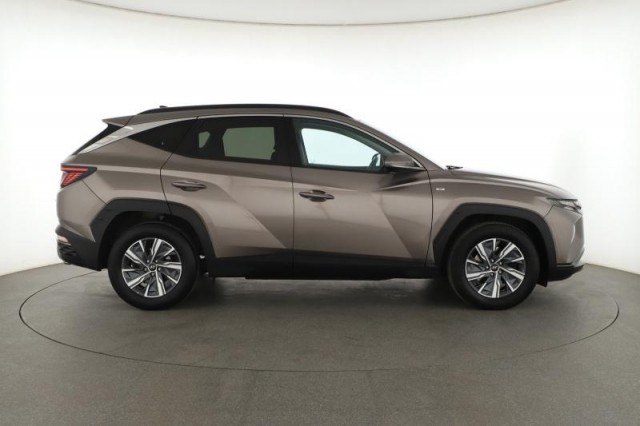 Hyundai Tucson  1.6 T-GDI 48V MHEV 