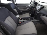 Mitsubishi L200  2.4 DI-D 