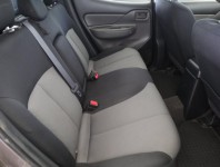 Mitsubishi L200  2.4 DI-D 