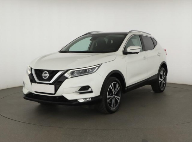 Nissan Qashqai  1.3 DIG-T N-Connecta