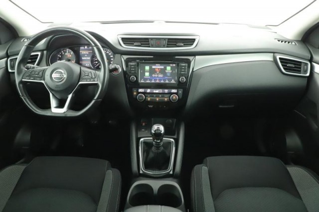 Nissan Qashqai  1.3 DIG-T N-Connecta