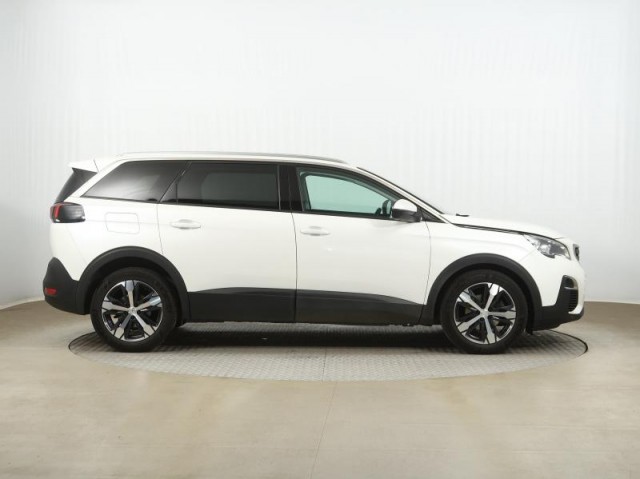 Peugeot 5008  1.5 BlueHDi Active