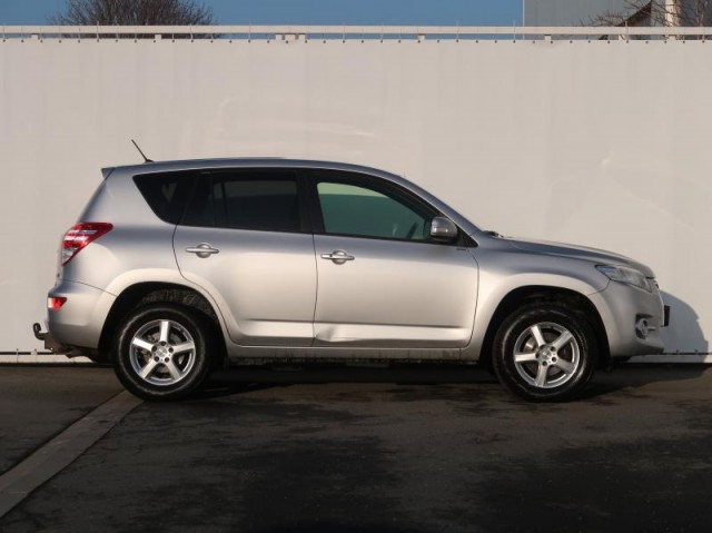 Toyota RAV 4  2.2 D-4D 