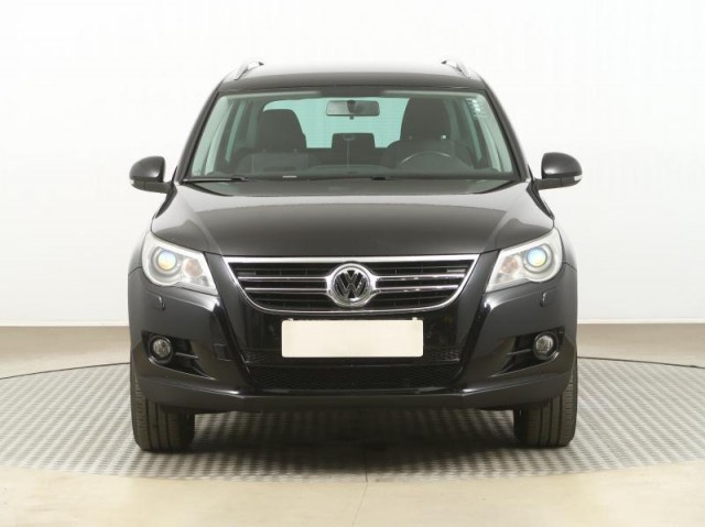 Volkswagen Tiguan  2.0 TSI 