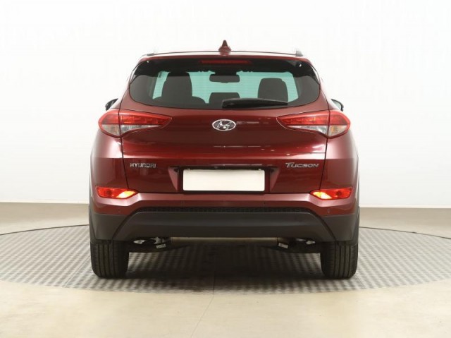 Hyundai Tucson  1.7 CRDi Trikolor