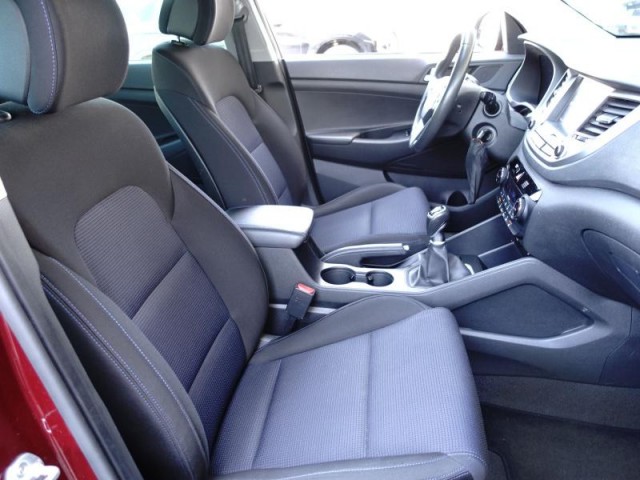 Hyundai Tucson  1.7 CRDi Trikolor