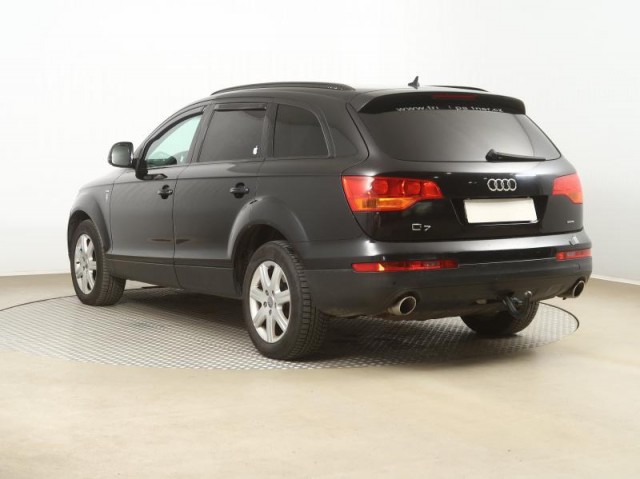 Audi Q7  3.0 TDI 
