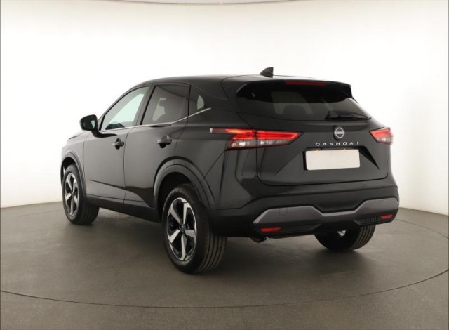 Nissan Qashqai  1.3 DIG-T MHEV N-Connecta