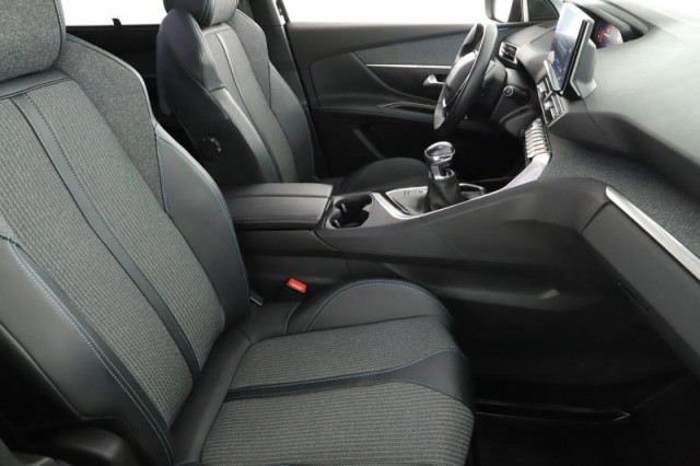 Peugeot 5008  PureTech 130 Allure