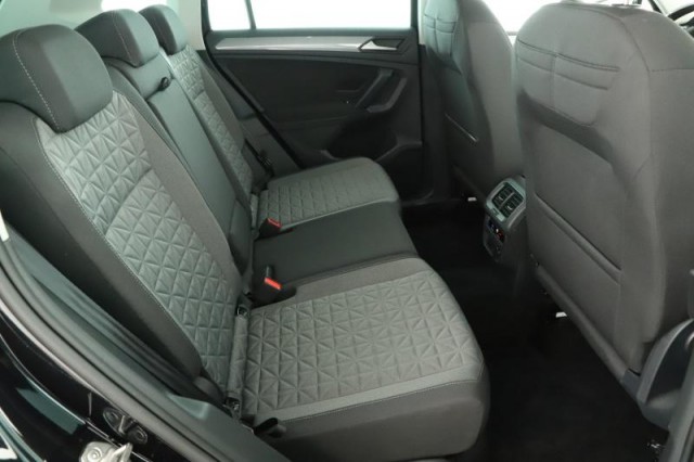 Volkswagen Tiguan  1.5 TSI Elegance