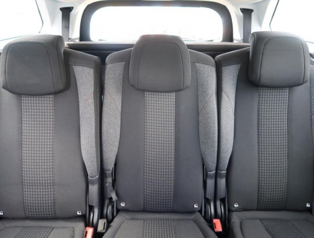 Peugeot 5008  PureTech 130 