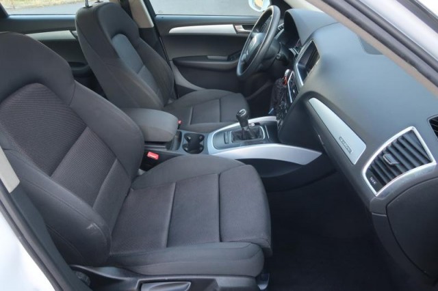Audi Q5  2.0 TDI basis
