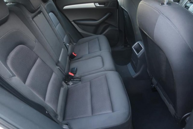 Audi Q5  2.0 TDI basis