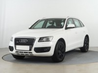 Audi Q5  2.0 TDI basis