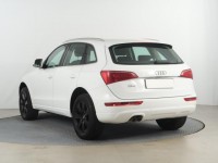 Audi Q5  2.0 TDI basis