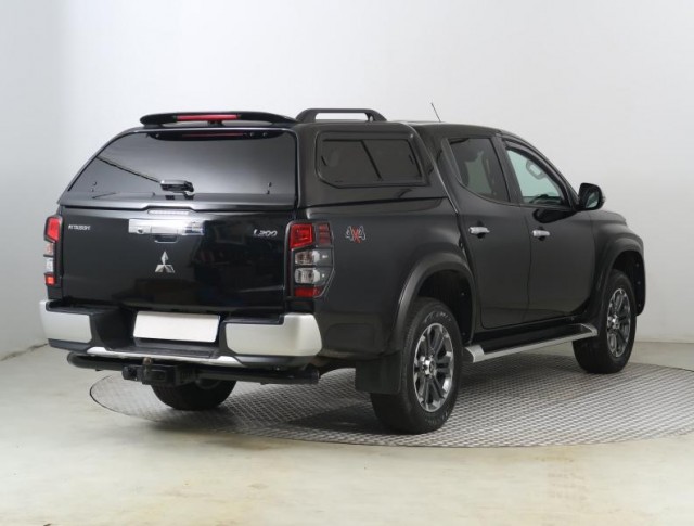 Mitsubishi L200  2.2 DI-D Intense