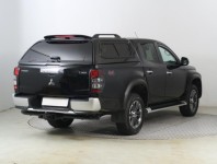 Mitsubishi L200  2.2 DI-D Intense
