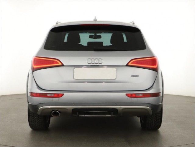 Audi Q5  2.0 TDI 