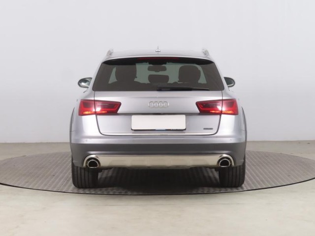 Audi A6 Allroad  3.0 TDI 
