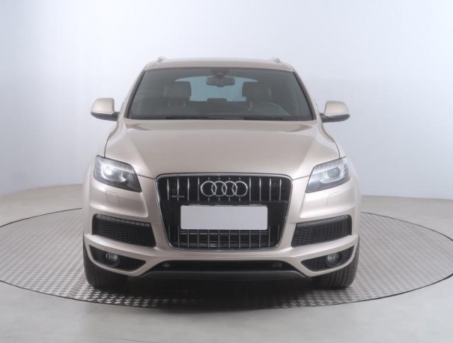 Audi Q7  3.0 TDI 
