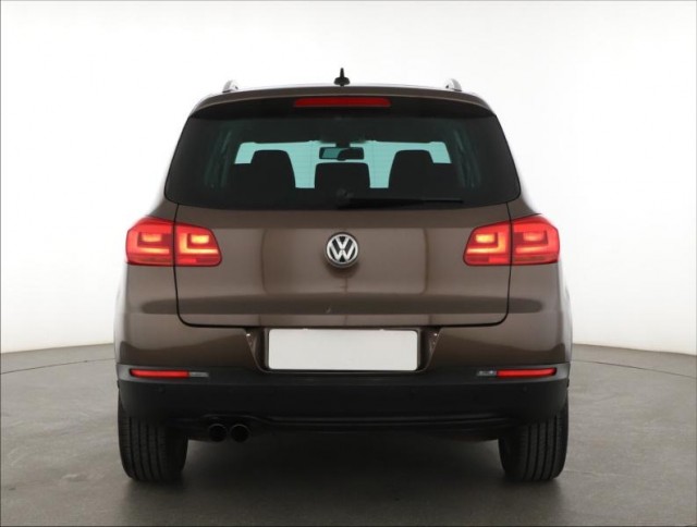 Volkswagen Tiguan  2.0 TDI Sport