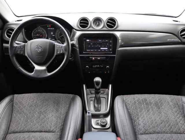 Suzuki Vitara  1.5 Hybrid 