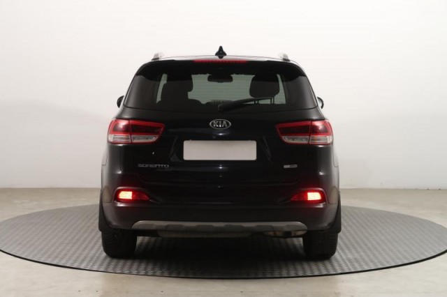 Kia Sorento  2.2 CRDi 