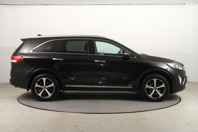 Kia Sorento  2.2 CRDi 