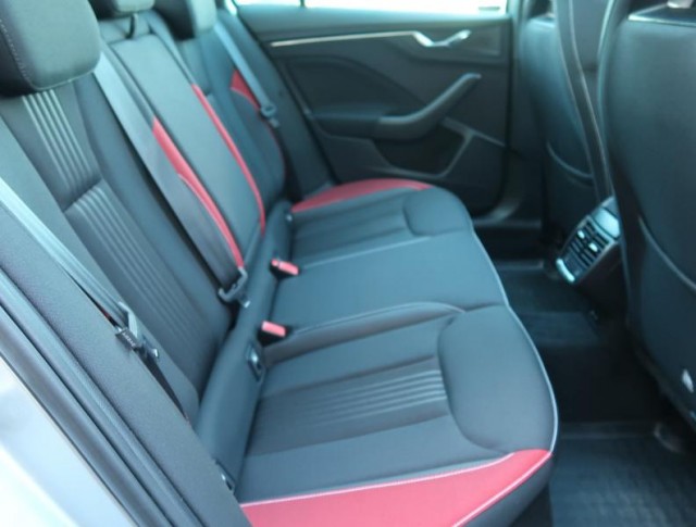 Škoda Kamiq  1.5 TSI Monte Carlo